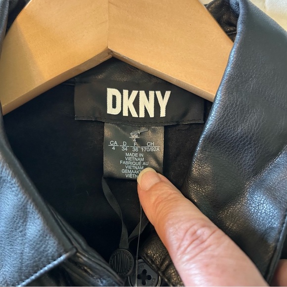 DKNY Short Puff Sleeve Faux Leather Button Down Dress. Size 4. - Picture 13 of 16